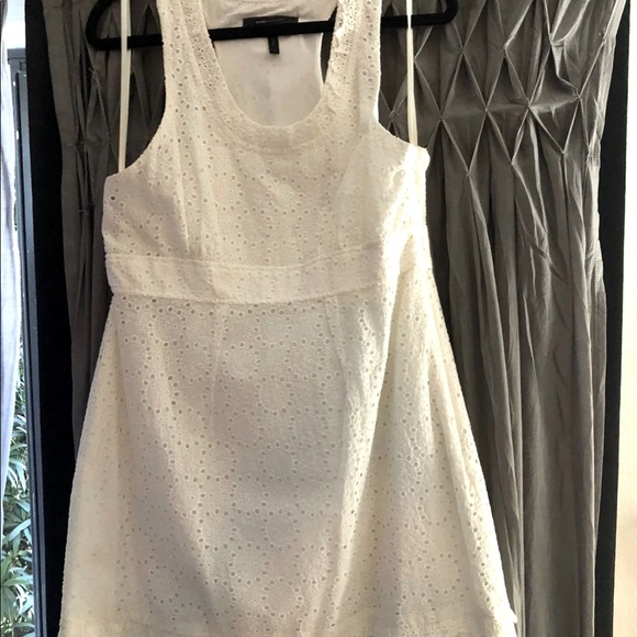 Beautiful BCBGMAXAZRIA Cocktail Dress Size 12 - Picture 2 of 5
